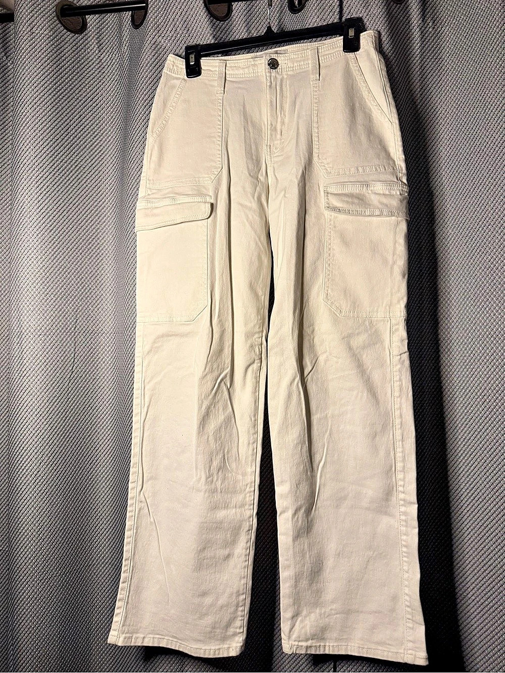 YMI White Cargo Pants- Size 5